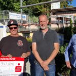 Übergabe der Spende an den VfB Ainhofen e.V.